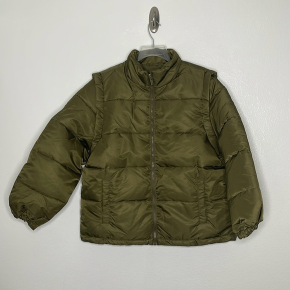 NWT We Wore What Snap off Sleeve Puffer Jacket/Vest Medium - Picture 1 of 8